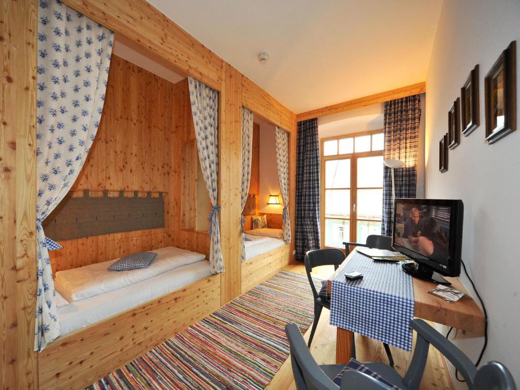 Erlebnis Post - Stadthotel Mit Eigenart Spittal an der Drau Exterior photo