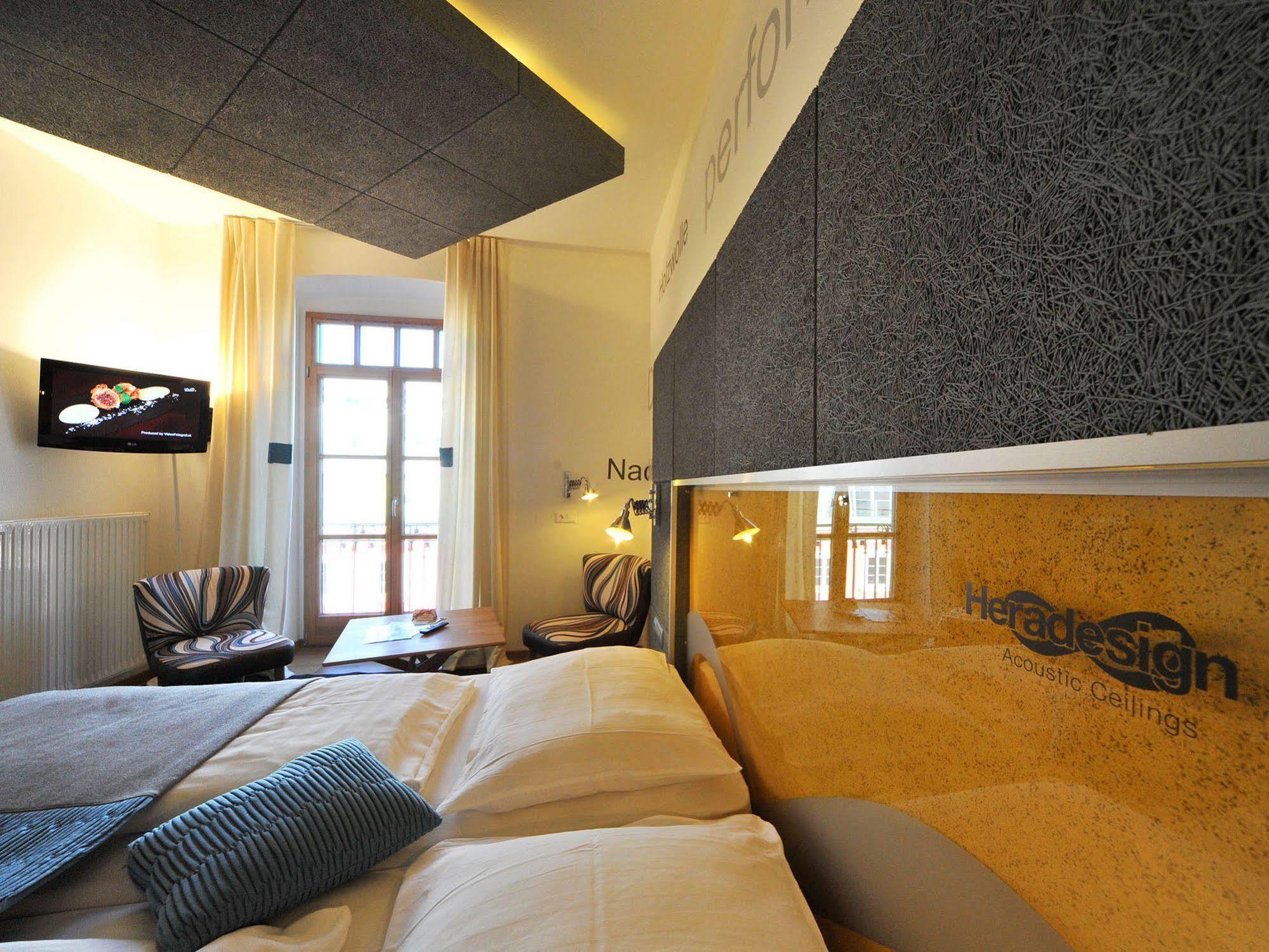 Erlebnis Post - Stadthotel Mit Eigenart Spittal an der Drau Exterior photo